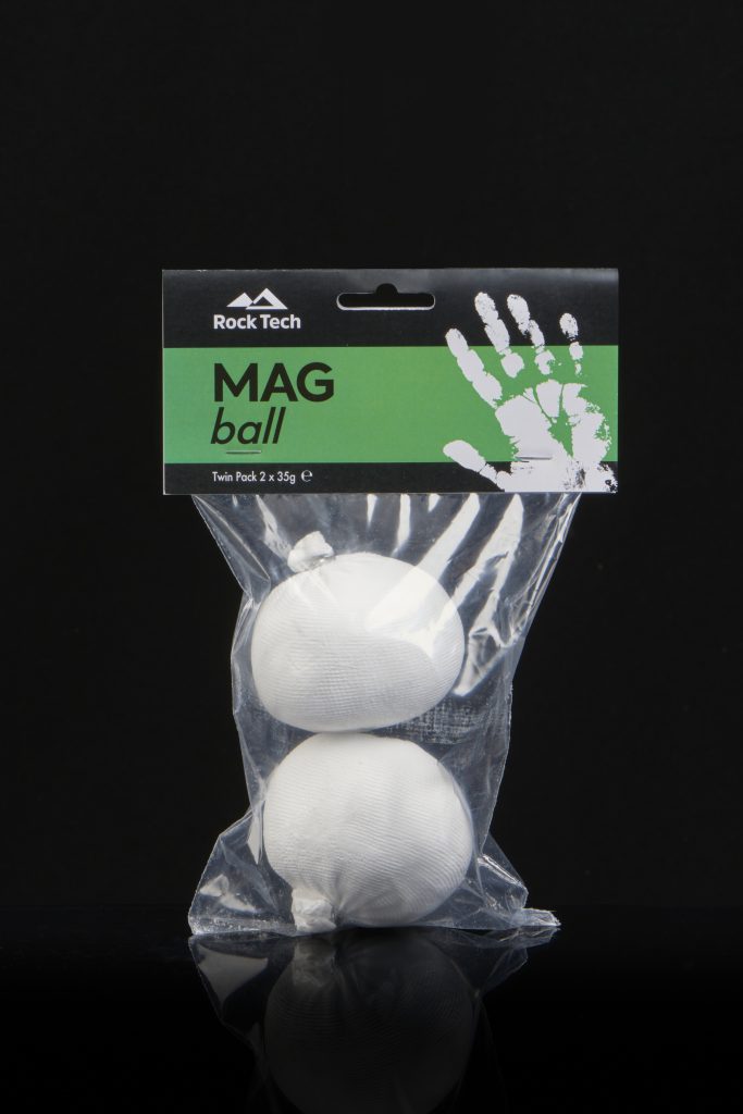 TWIN MAG BALL Climbing Chalk