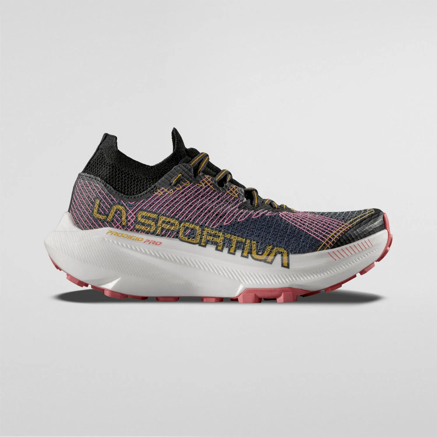 Prodigio Pro Woman trail running shoes