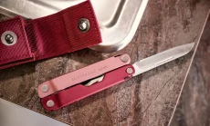 BOND- HEATHERED CRANBERRY